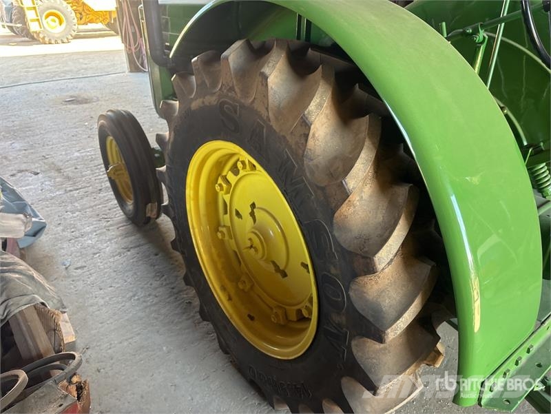 John Deere Model D 2WD Tractor Трактора