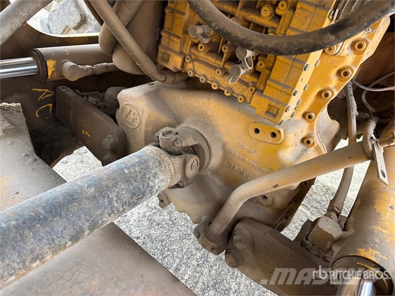 John Deere TC54H Wheel Loader Tekerlekli yükleyiciler