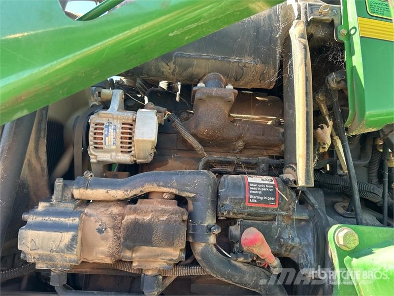 John Deere Utility Tractor Коммунальные тракторы