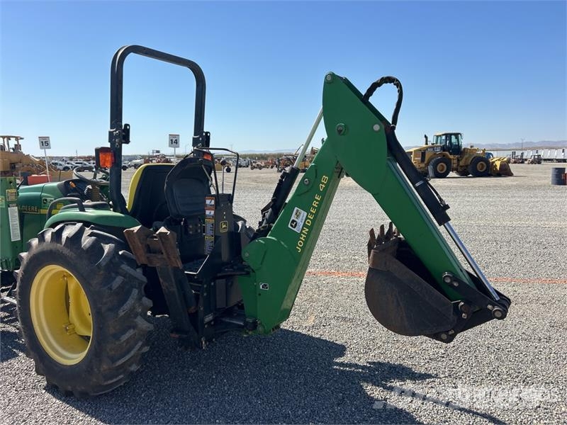 John Deere Utility Tractor Коммунальные тракторы