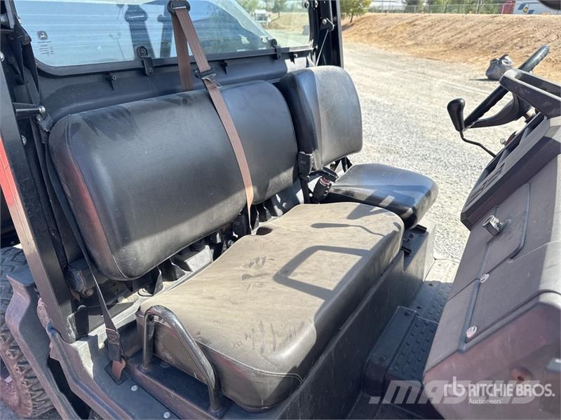 John Deere XUV835M 4x4 Utility Vehicle Redskapsbärare
