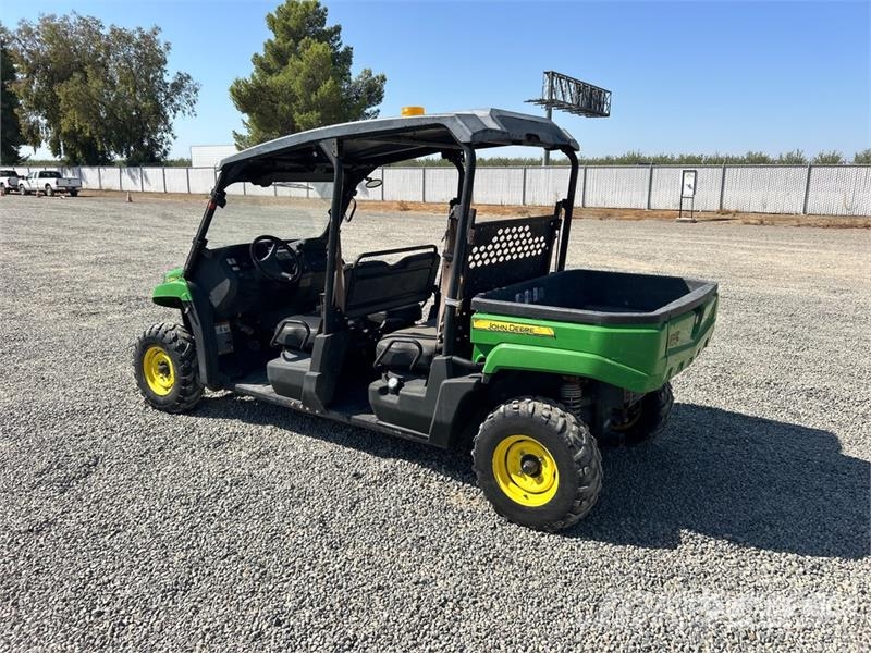 John Deere XUV855 4x4 Utility Vehicle Redskapsbärare