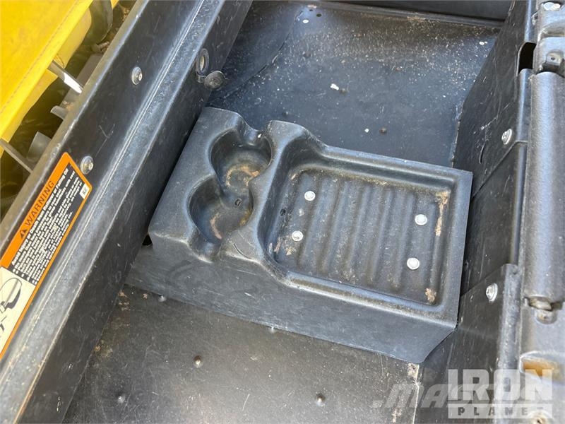 John Deere XUV855MS4 4x4 Utility Vehicle Arbeitsfahrzeuge