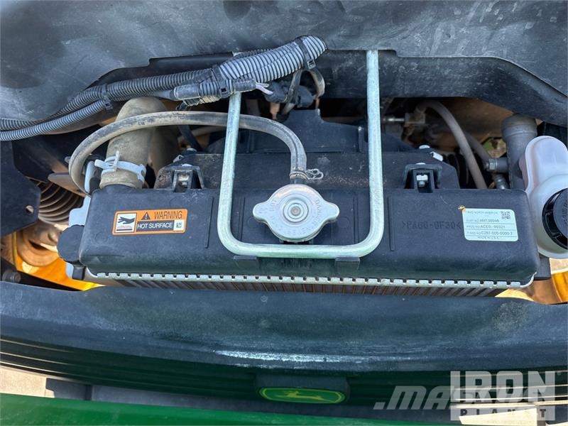 John Deere XUV855MS4 4x4 Utility Vehicle Arbeitsfahrzeuge