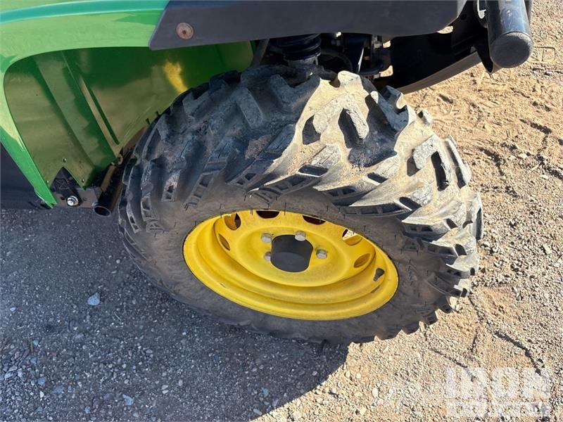 John Deere XUV855MS4 4x4 Utility Vehicle Arbeitsfahrzeuge