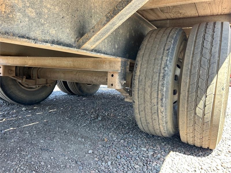  John Kerr Manufacturing 25 ft T/A Equipment Traile Vehicle transport trailers