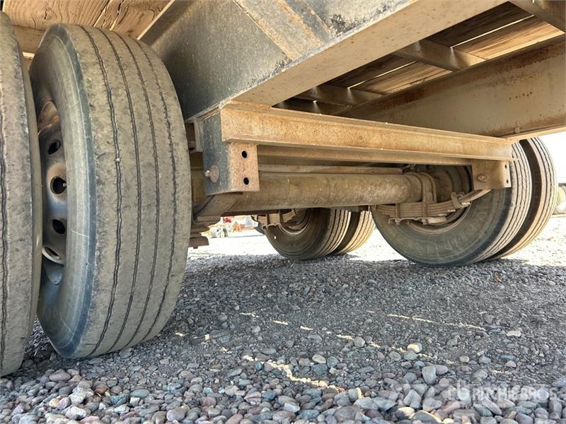  John Kerr Manufacturing 25 ft T/A Equipment Traile Vehicle transport trailers