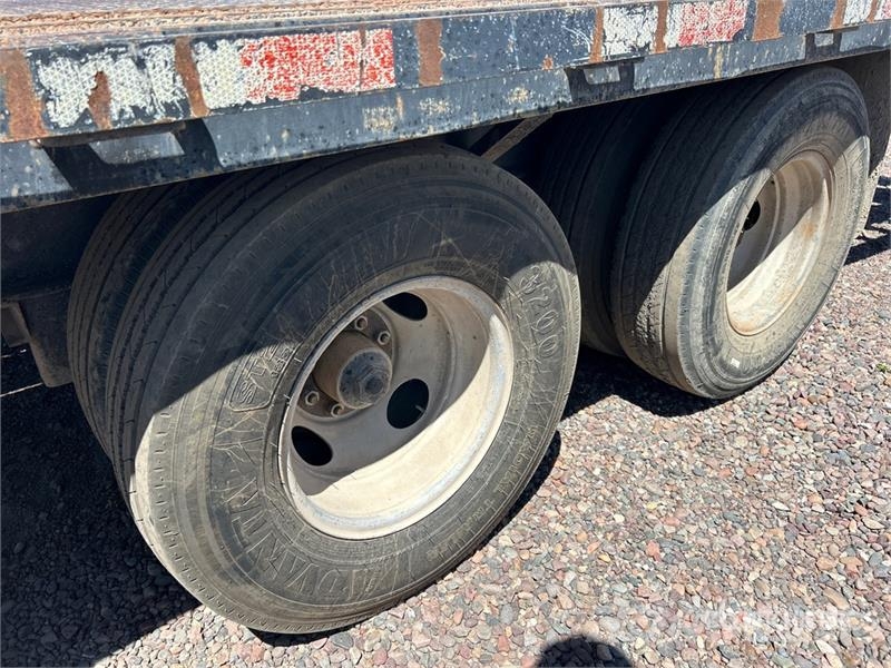  John Kerr Manufacturing 25 ft T/A Equipment Traile Vehicle transport trailers