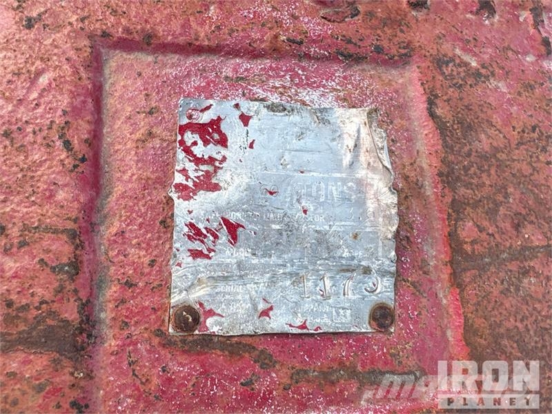 Johnson 18B 54 in 60 ton 3 Sheave Load Block Delovi i oprema za kran