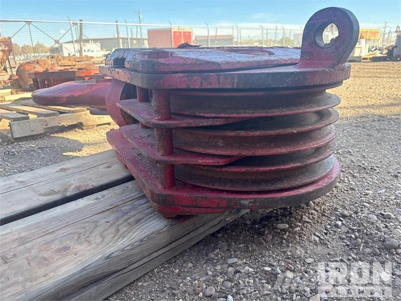 Johnson 18B 54 in 60 ton 3 Sheave Load Block Delovi i oprema za kran