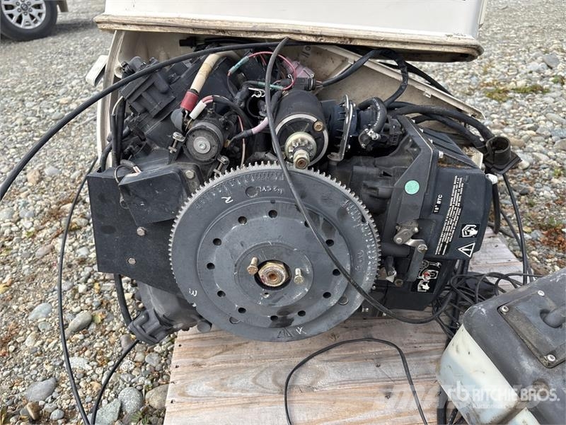Johnson J120TLCD Boat Engine Merendusmootorid