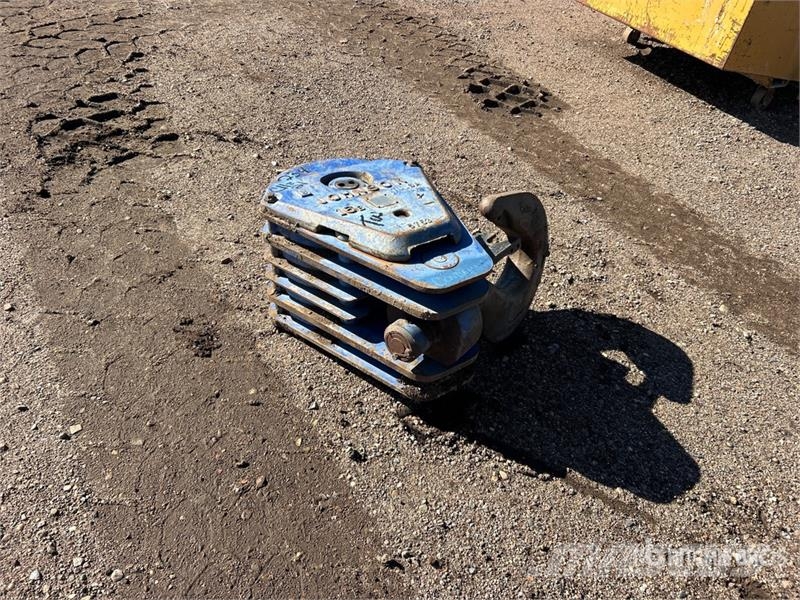 Johnson J600N16RTR 60 ton 5 Sheave Hook Block Diely a zariadenia žeriavov