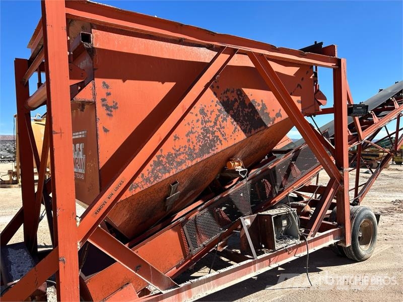 Johnson Ross SH-60 6 ft x 12 ft Aggregate Feeder 其他