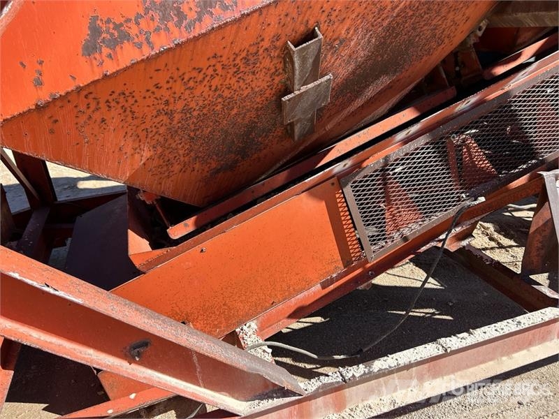 Johnson Ross SH-60 6 ft x 12 ft Aggregate Feeder 其他