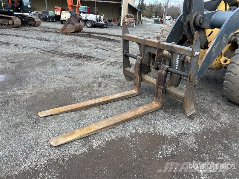 JRB 544H 70 in Q/C Wheel Loader Forks - Fits John Deer Vilice