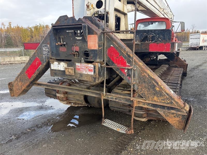 Juggernaut 8T Crawler Carrier Aerial Lift w/ Pitma Sonstige Baumaschinen
