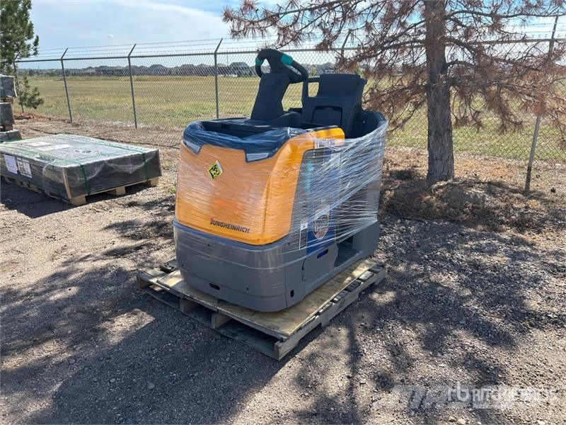 Jungheinrich EZS350NA Electric Forklift Electric forklifts