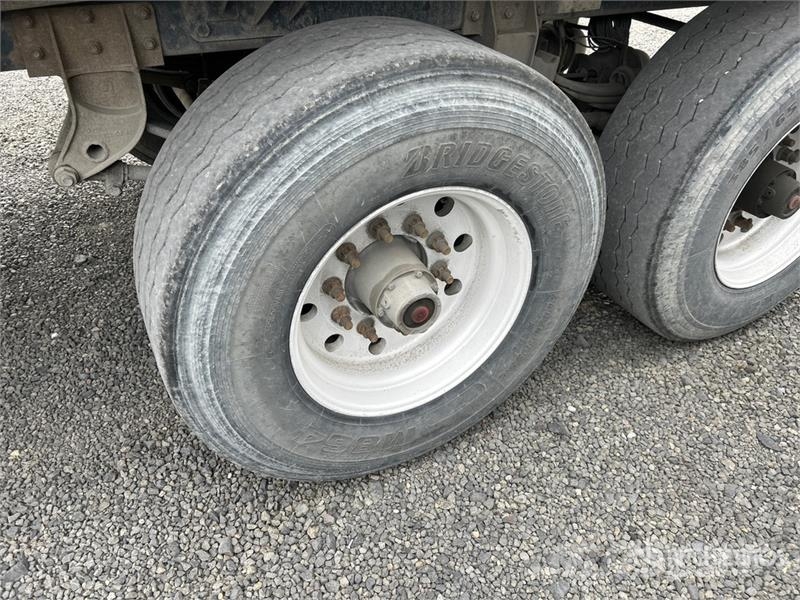 K-Line 15 ft 6 in Tri/A Turntable Pup Dump Trailer Kiperi prikolice