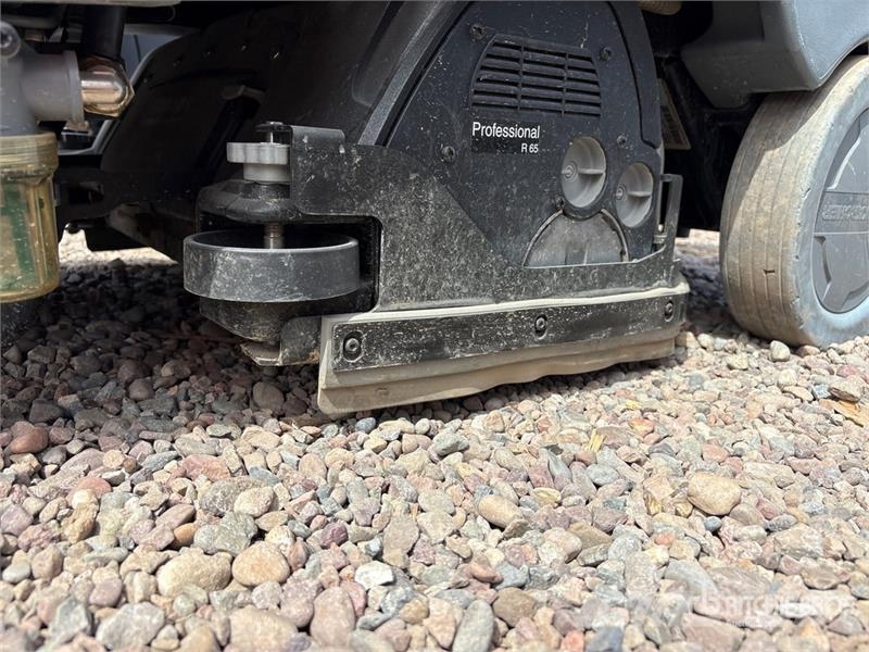 Kärcher Professional B 90 R Ride-On Electric Floor Scrubbe Ostale prikolice