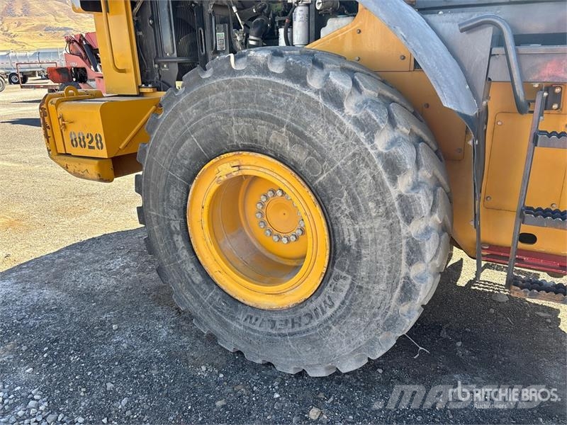 Kawasaki 7027 Wheel Loader (Inoperable) ホイールローダー・タイヤショベル