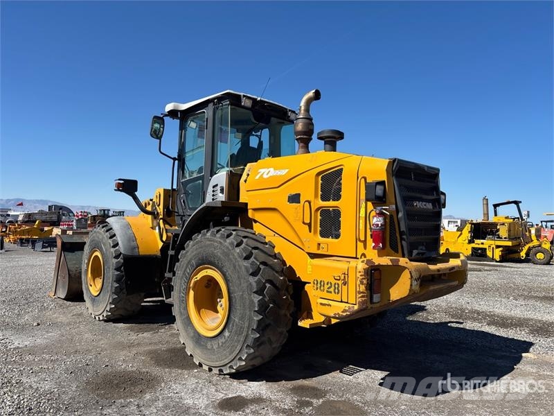 Kawasaki 7027 Wheel Loader (Inoperable) ホイールローダー・タイヤショベル