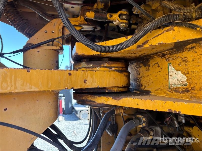Kawasaki 85Z IV Wheel Loader Pale gommate