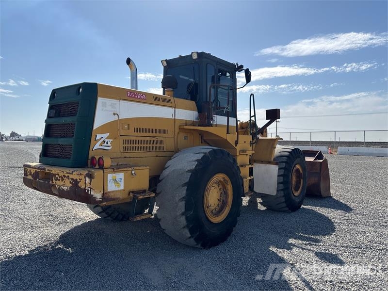 Kawasaki 85Z IV Wheel Loader Pale gommate