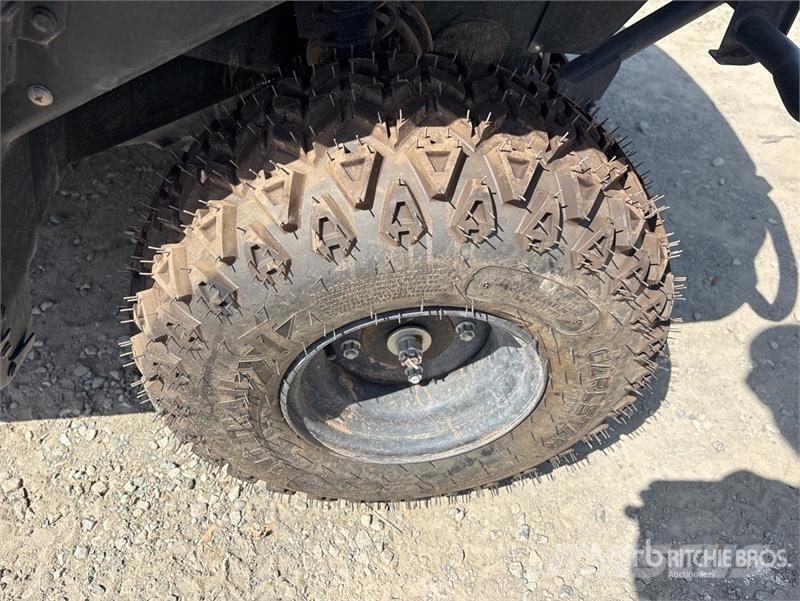 Kawasaki Mule 4010 4x4 Utility Vehicle ユーティリティー機械