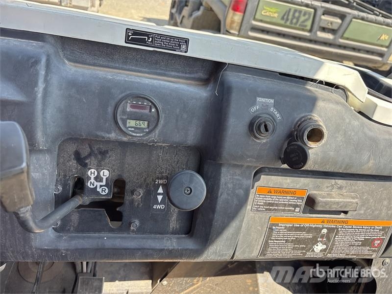 Kawasaki Mule 4010 4x4 Utility Vehicle ユーティリティー機械