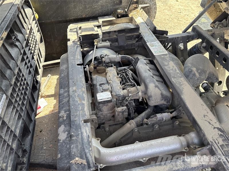 Kawasaki Mule Pro-DXT 4x4 Utility Vehicle ユーティリティー機械