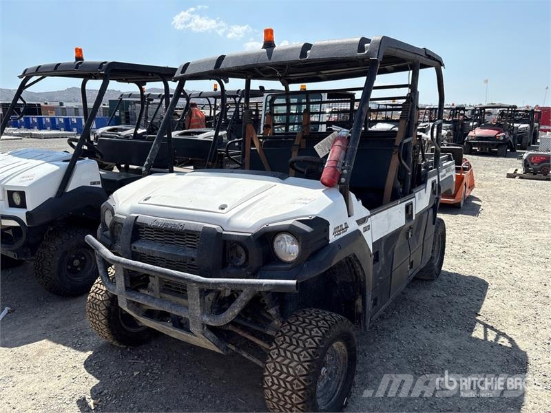 Kawasaki Mule Pro-DXT 4x4 Utility Vehicle ユーティリティー機械
