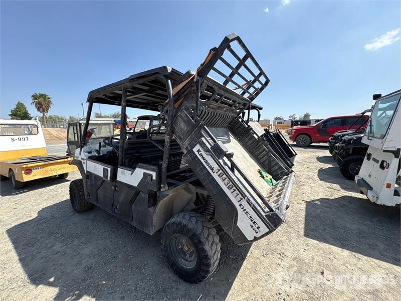Kawasaki Mule Pro-DXT 4x4 Utility Vehicle ユーティリティー機械