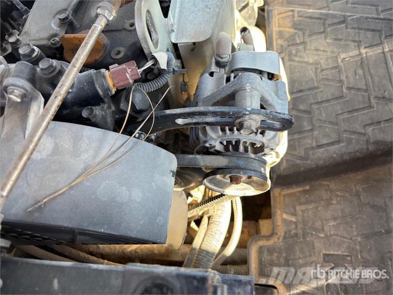 Kawasaki Mule Pro-DXT 4x4 Utility Vehicle 多用途機械