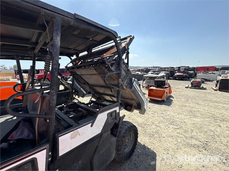 Kawasaki Mule Pro-DXT 4x4 Utility Vehicle ユーティリティー機械