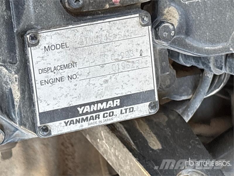 Kawasaki Mule Pro-DXT 4x4 Utility Vehicle 多用途機械