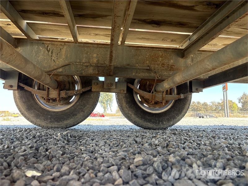 Kawklawlin 20 ft T/A Gooseneck Equipment Trailer Remolques para transporte de vehículos