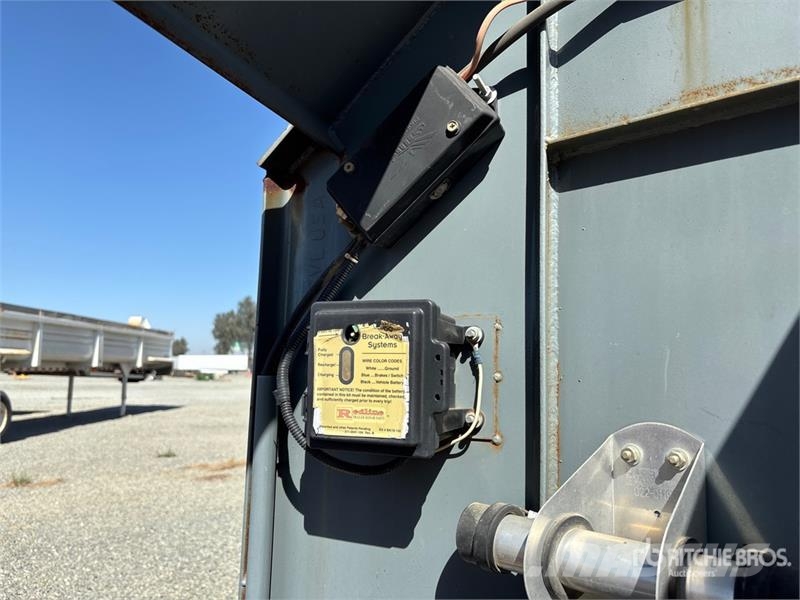 Kawklawlin 20 ft T/A Gooseneck Equipment Trailer Remolques para transporte de vehículos