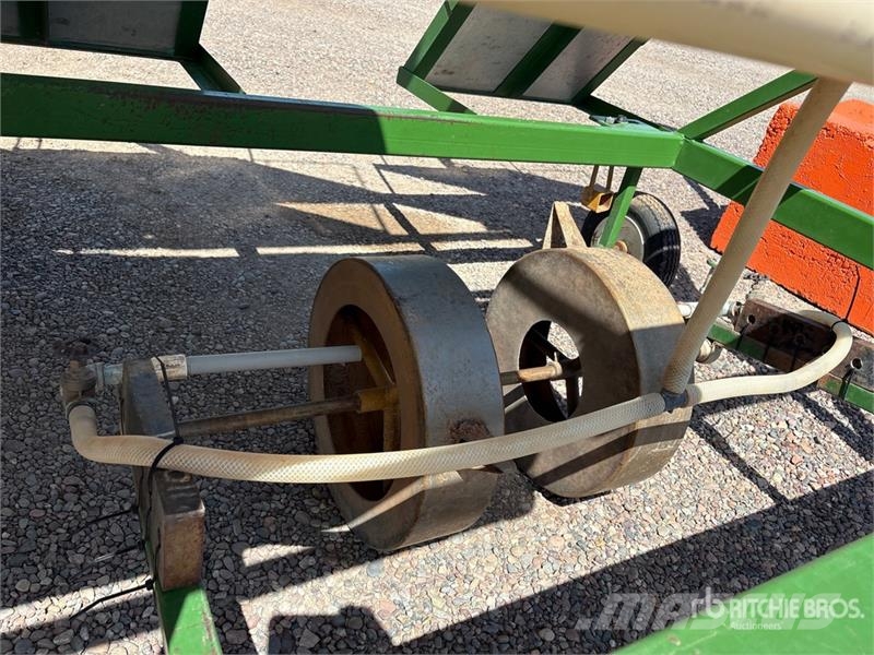 Kenco Manufacturing 20 ft 2 in x 6 ft 1 in Transplanter Otra maquinaria agrícola