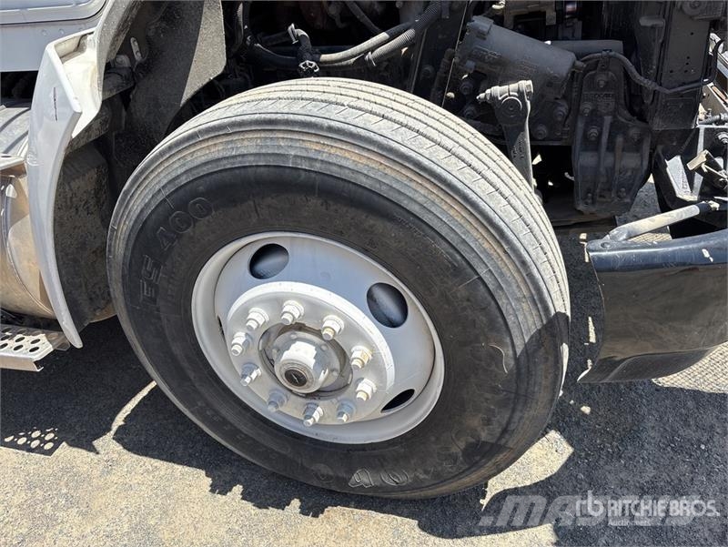 Kenworth 2124 on Kenworth T370 6x4 Grapple Truck Куки