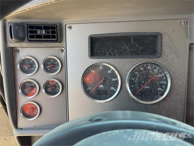 Kenworth 2124 on Kenworth T370 6x4 Grapple Truck Куки