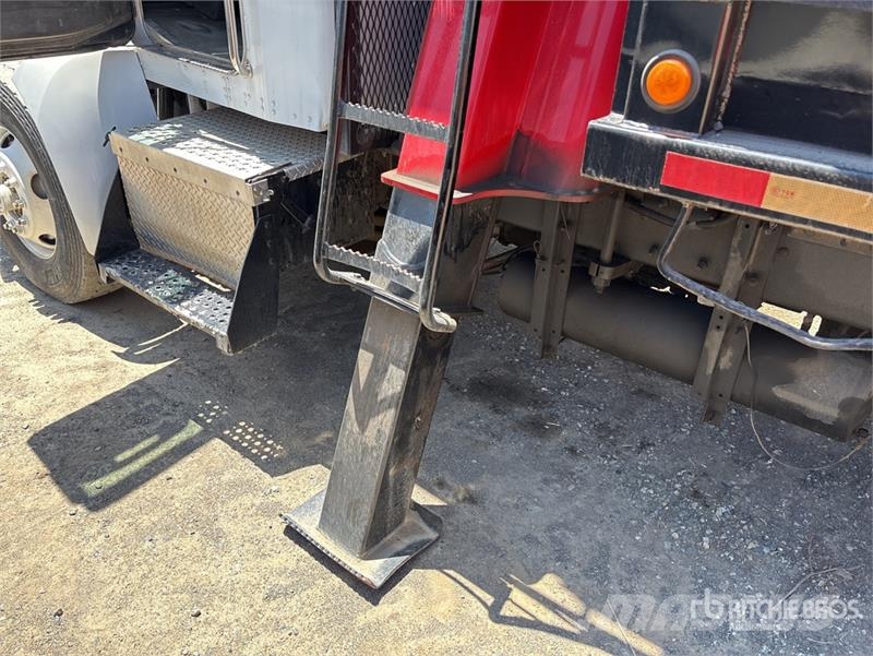 Kenworth 2124 on Kenworth T370 6x4 Grapple Truck Куки
