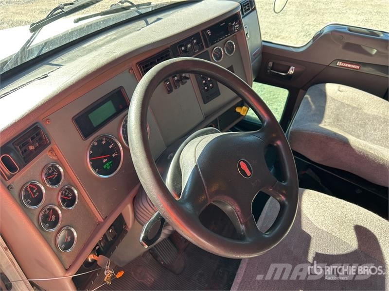 Kenworth 4x2 10 Bay Beverage Truck Getränkewagen