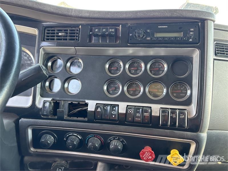 Kenworth 8x4 Volumetric Mixer Truck Camiones hormigonera