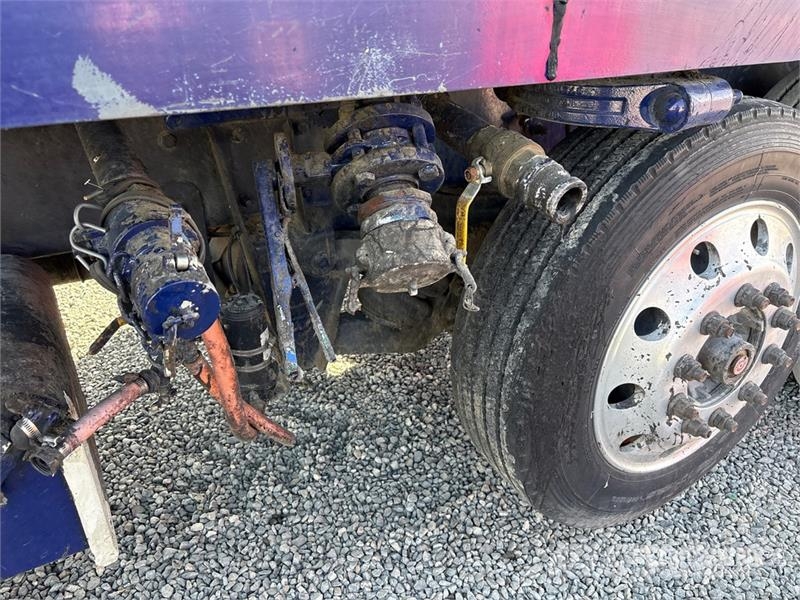 Kenworth 8x4 Volumetric Mixer Truck Camiones hormigonera