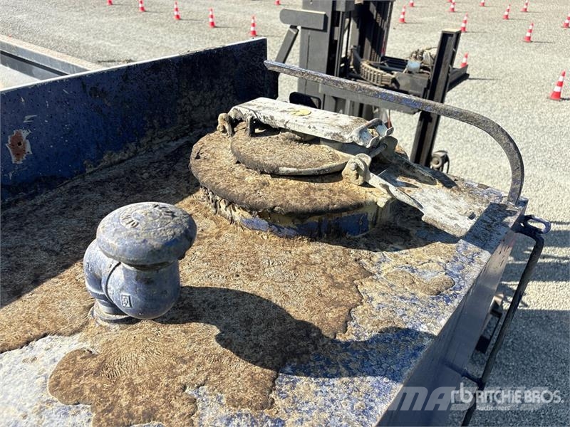 Kenworth 8x4 Volumetric Mixer Truck Camiones hormigonera