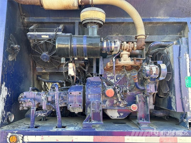 Kenworth 8x4 Volumetric Mixer Truck Camiones hormigonera