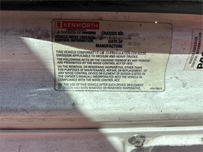 Kenworth C500 Tractor Units