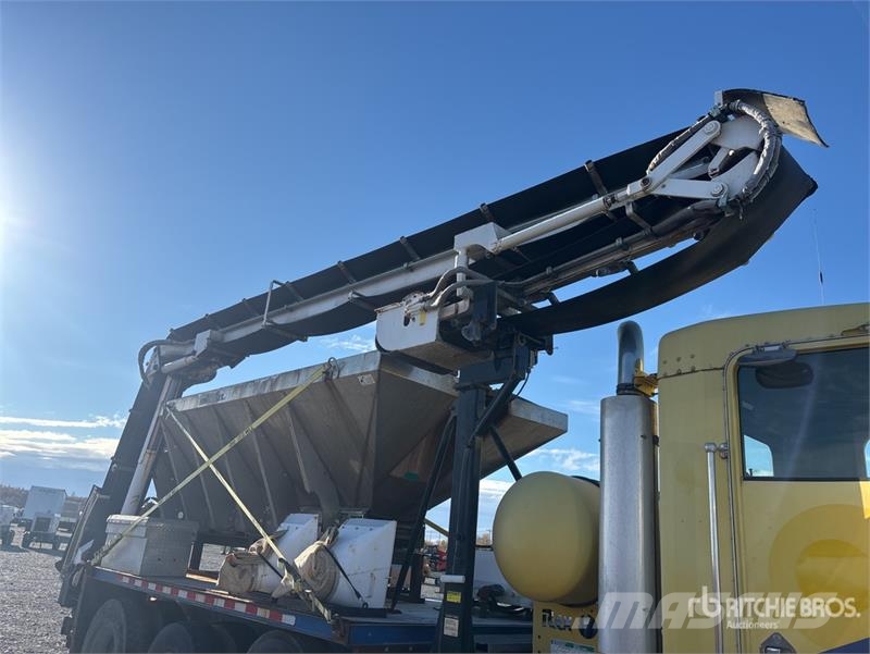 Kenworth on Kenworth T800 6x4 Stone Spreader Truck 碎石混凝土機械