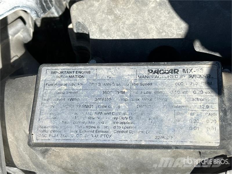 Kenworth T-680 6x4 T/A Day Cab Truck Tractor Седельные тягачи