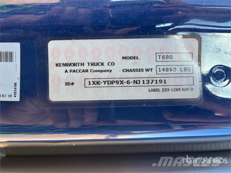Kenworth T-680 6x4 T/A Day Cab Truck Tractor Vlačilci